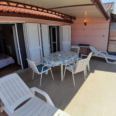 Guesthouse Brodarica Sibenik Bagian luar foto