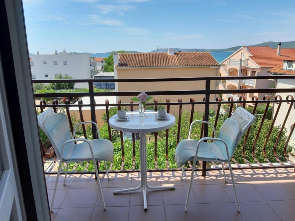 Guesthouse Brodarica Sibenik Bagian luar foto