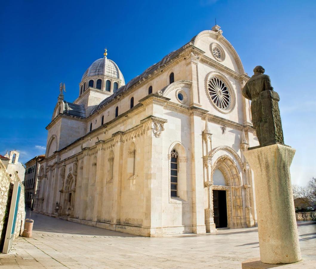 Guesthouse Brodarica Sibenik Bagian luar foto