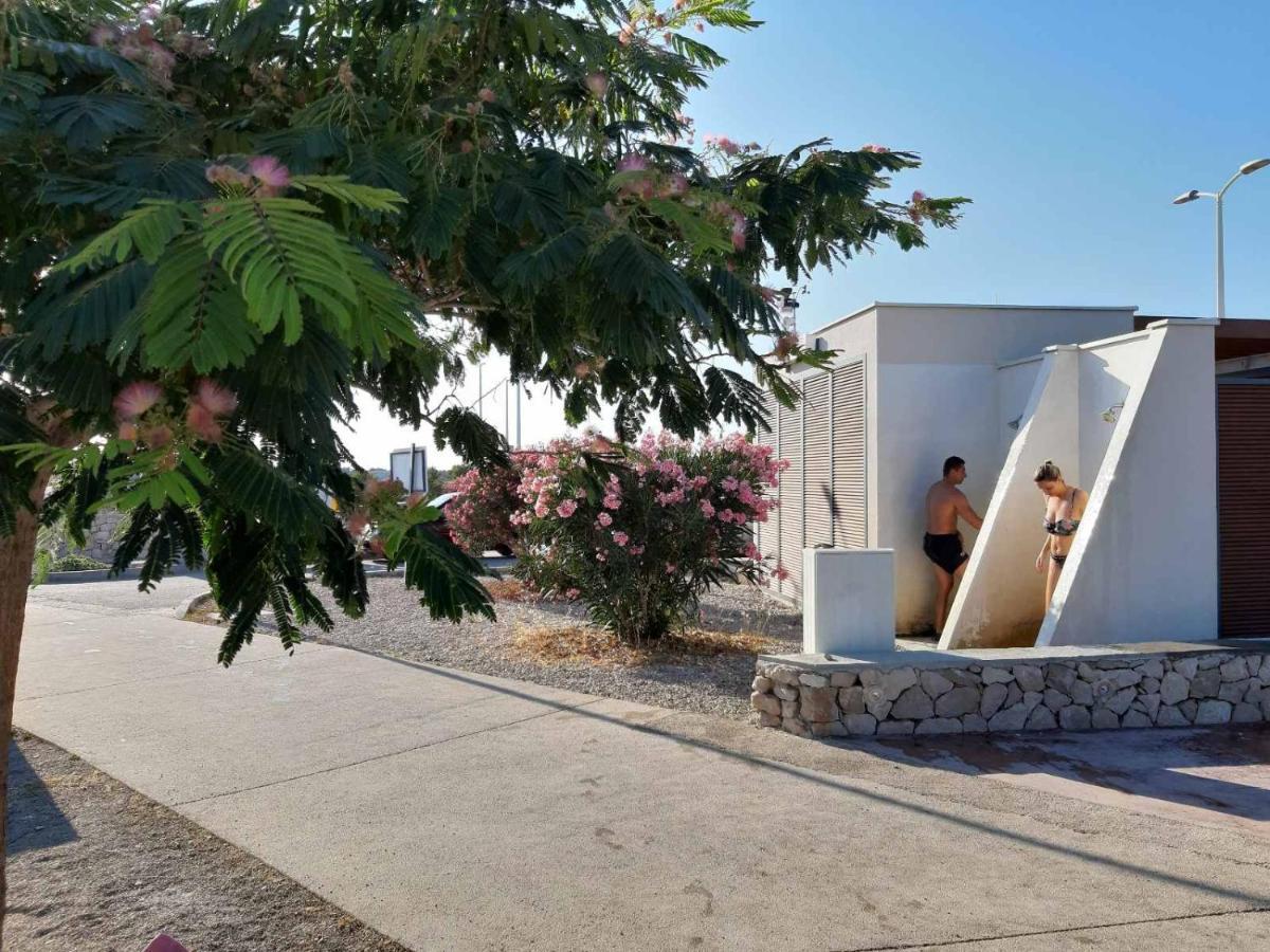 Guesthouse Brodarica Sibenik Bagian luar foto